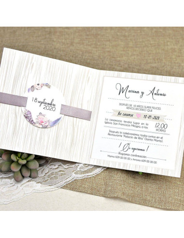 Invitación de boda con flores