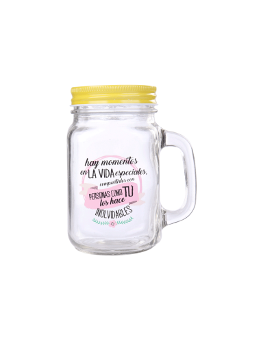 Jarra de cristal con frases