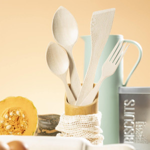 Tenedor de Madera para Cocina 2