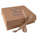 Caja de cartón para regalo