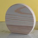 Trofeo de madera de pino circular