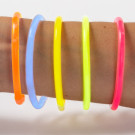 Pulsera fluorescente para fiestas