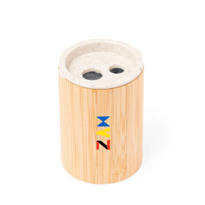 Sacapuntas de caña de trigo y bambú 2