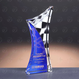 Trofeo de metacrilato curvado 2