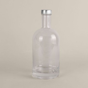 Botella de cristal tipo licor 750ml 2