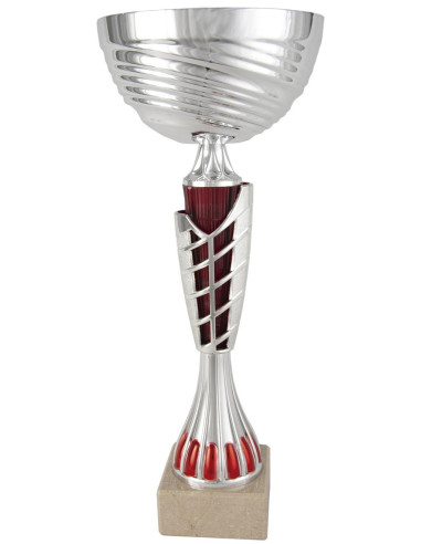 Copa deportiva con centro rojo y jaula metálica