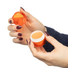 Bálsamo labial en tarrina transparente