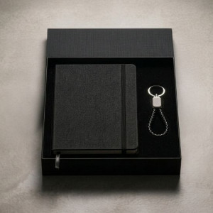 Set de libreta A5 y llavero con cable de carga USB-C 2