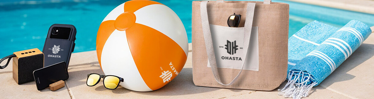 Cómo crear un kit de verano corporativo irresistible (y funcional)